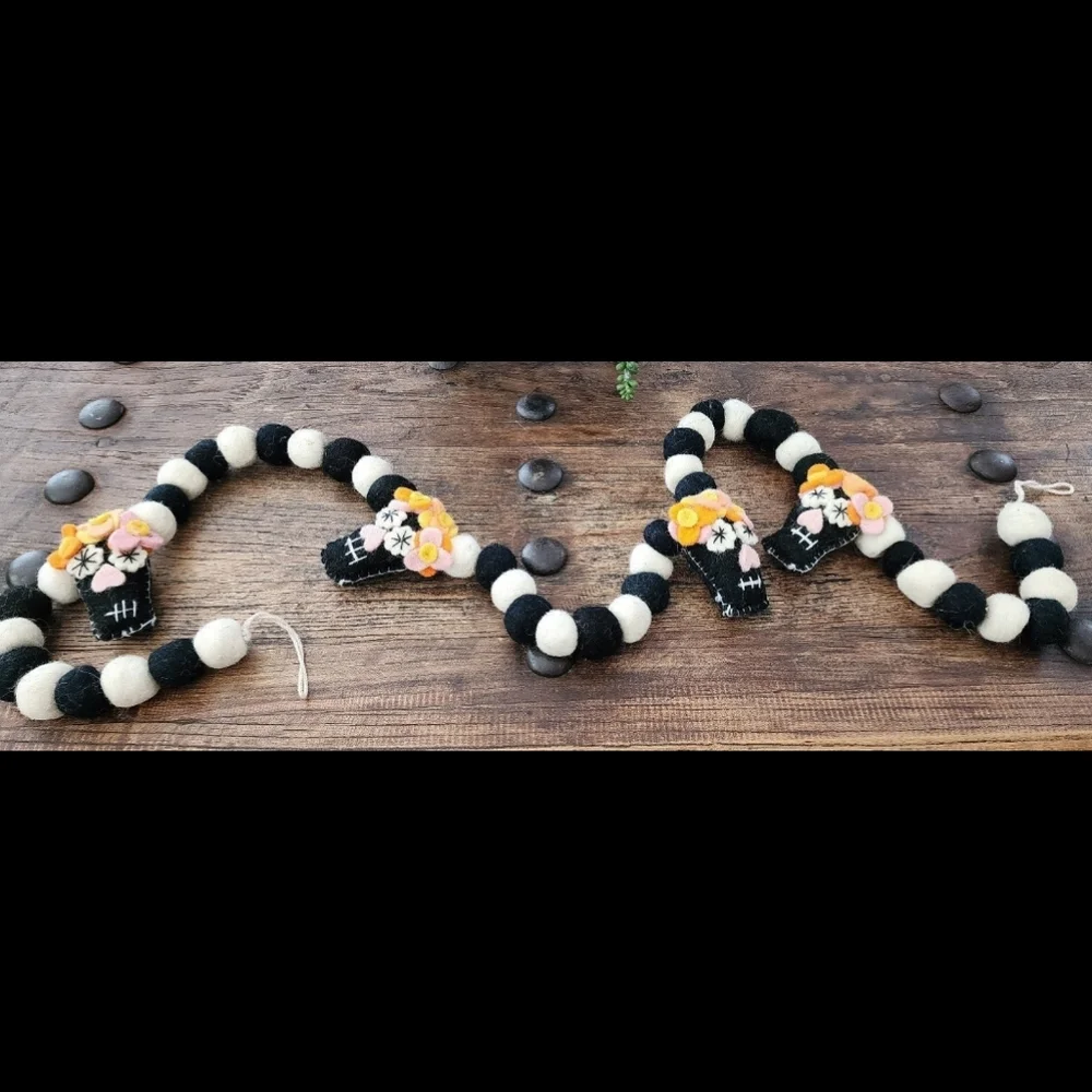 Day of the Dead Dia De Los Muertos Sugar Skull Wool Pom Garland 69 in